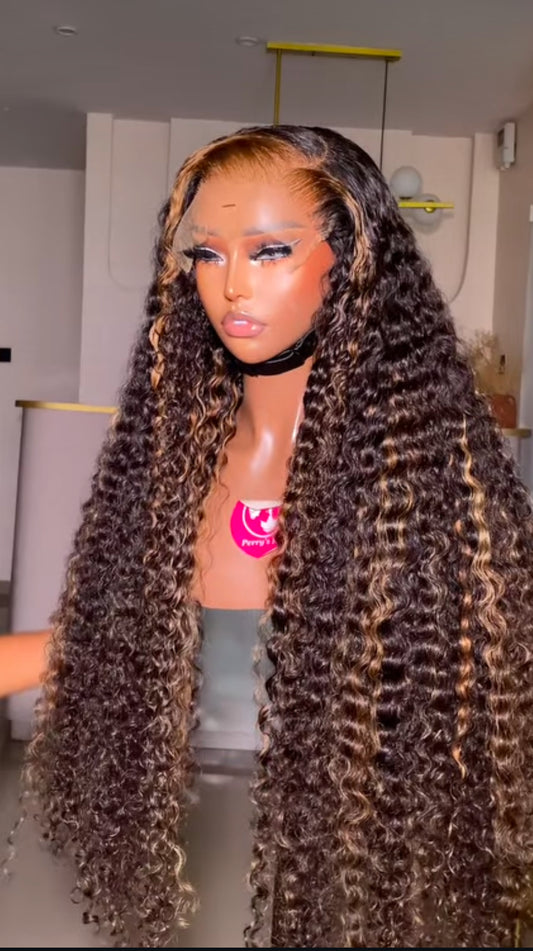 RAW VIETNAMESE  LUXURY CURLS